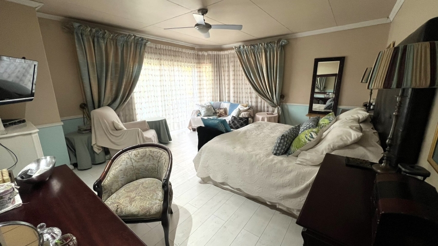 5 Bedroom Property for Sale in Fichardt Park Free State